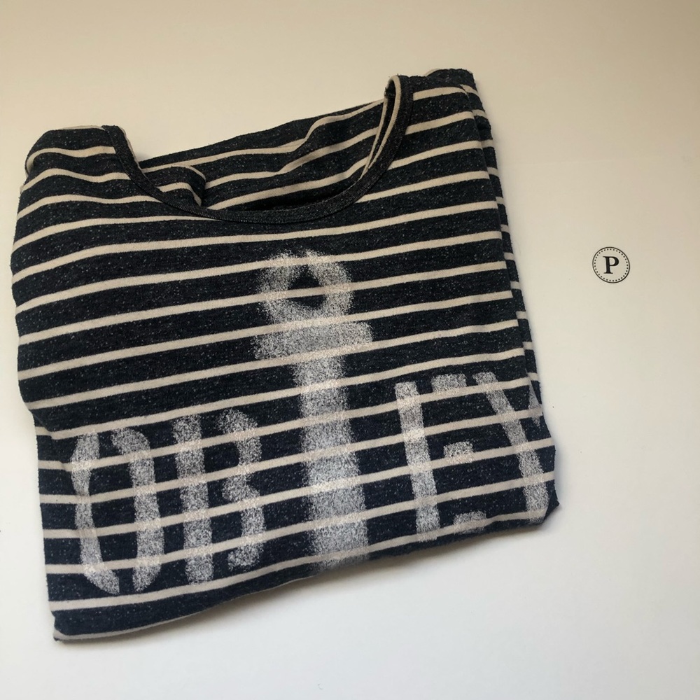 3 items for $25❣️❣️❣️ SALE  ❣️❣️❣️ ' OBEY Nautical Anchor Sweatshirt
